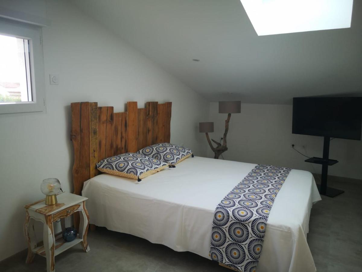 les chambres du Saunier Salin-de-Giraud Extérieur photo