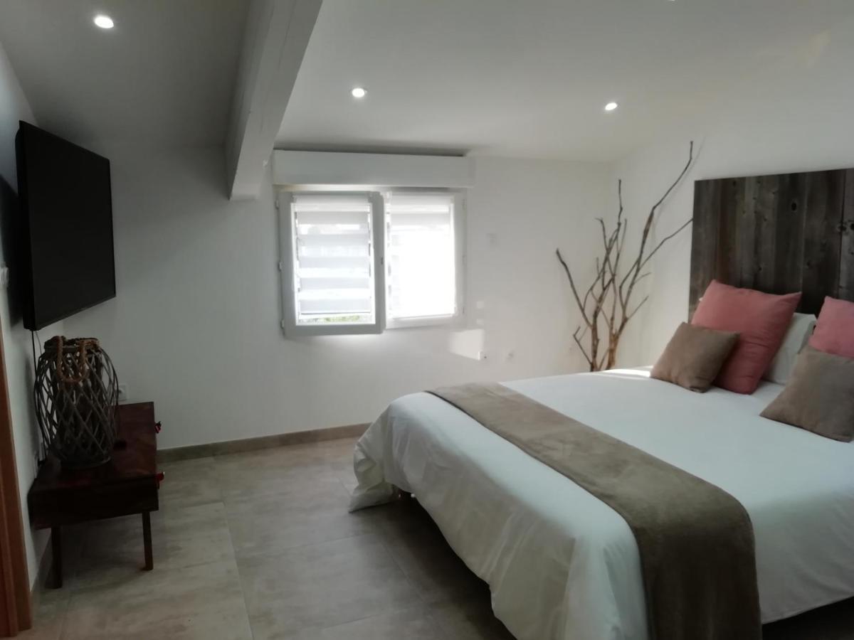 les chambres du Saunier Salin-de-Giraud Extérieur photo